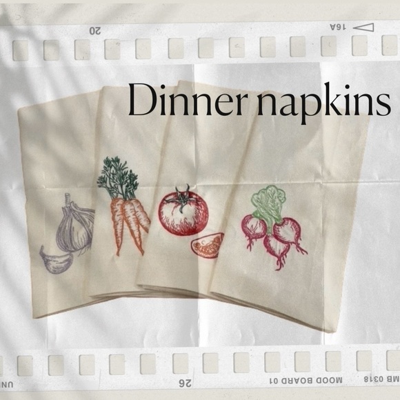 Embroidered Garden Dinner Napkins, 4 piece set - Picture 1 of 9